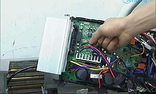 济宁美的空调电话是多少